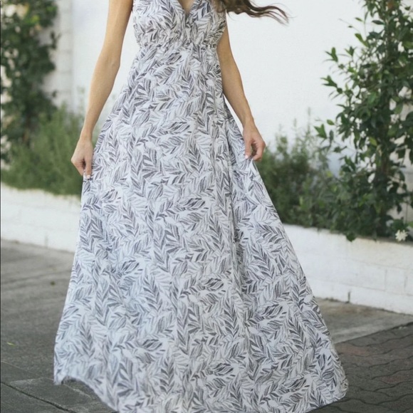 Felicity Strappy Printed Maxi Dress - S NWT - Picture 5 of 11